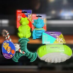 4 New High Quality Dog's Treat-dispensing Toys and Fetch Toys